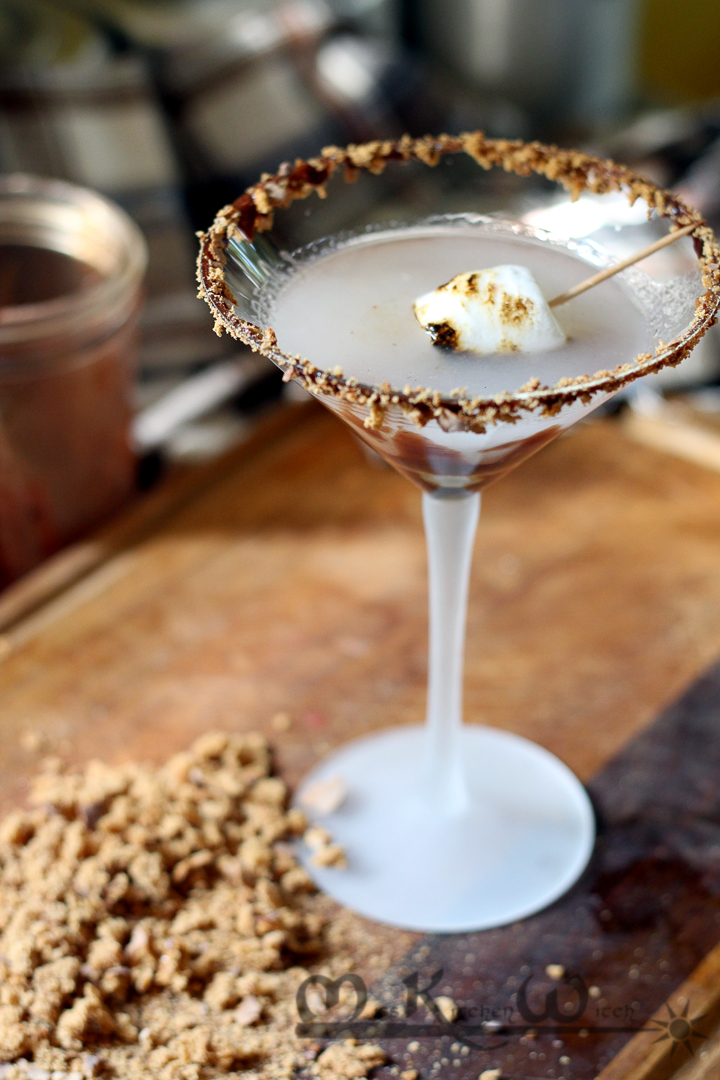 Toasted Vegan S’more Martini Cocktail