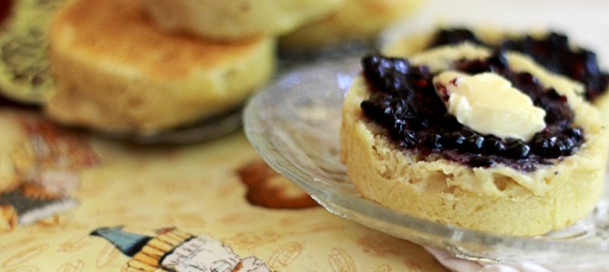 Simple Vegan English Crumpets